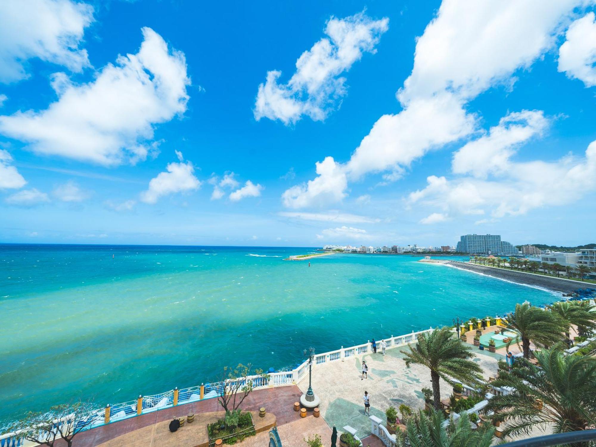 Hilton Okinawa Chatan Resort Exterior photo