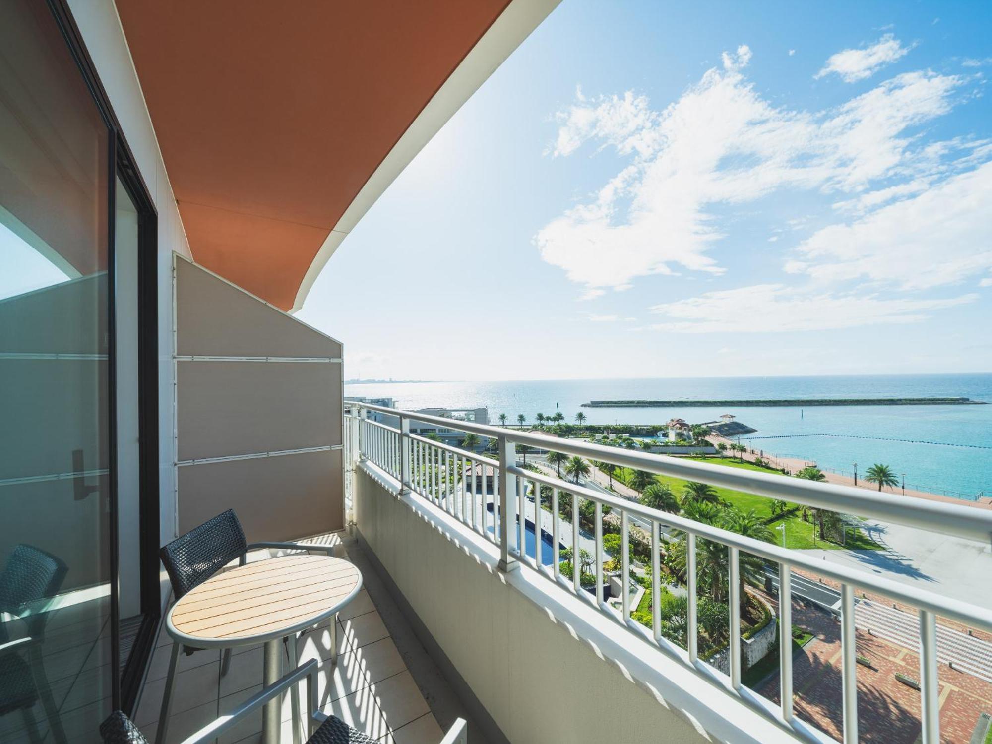 Hilton Okinawa Chatan Resort Exterior photo
