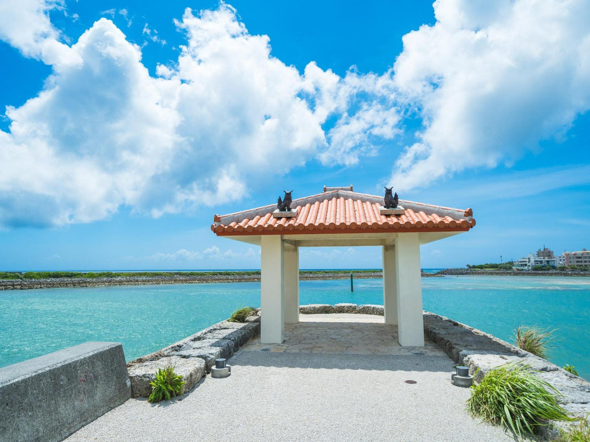 Hilton Okinawa Chatan Resort Exterior photo